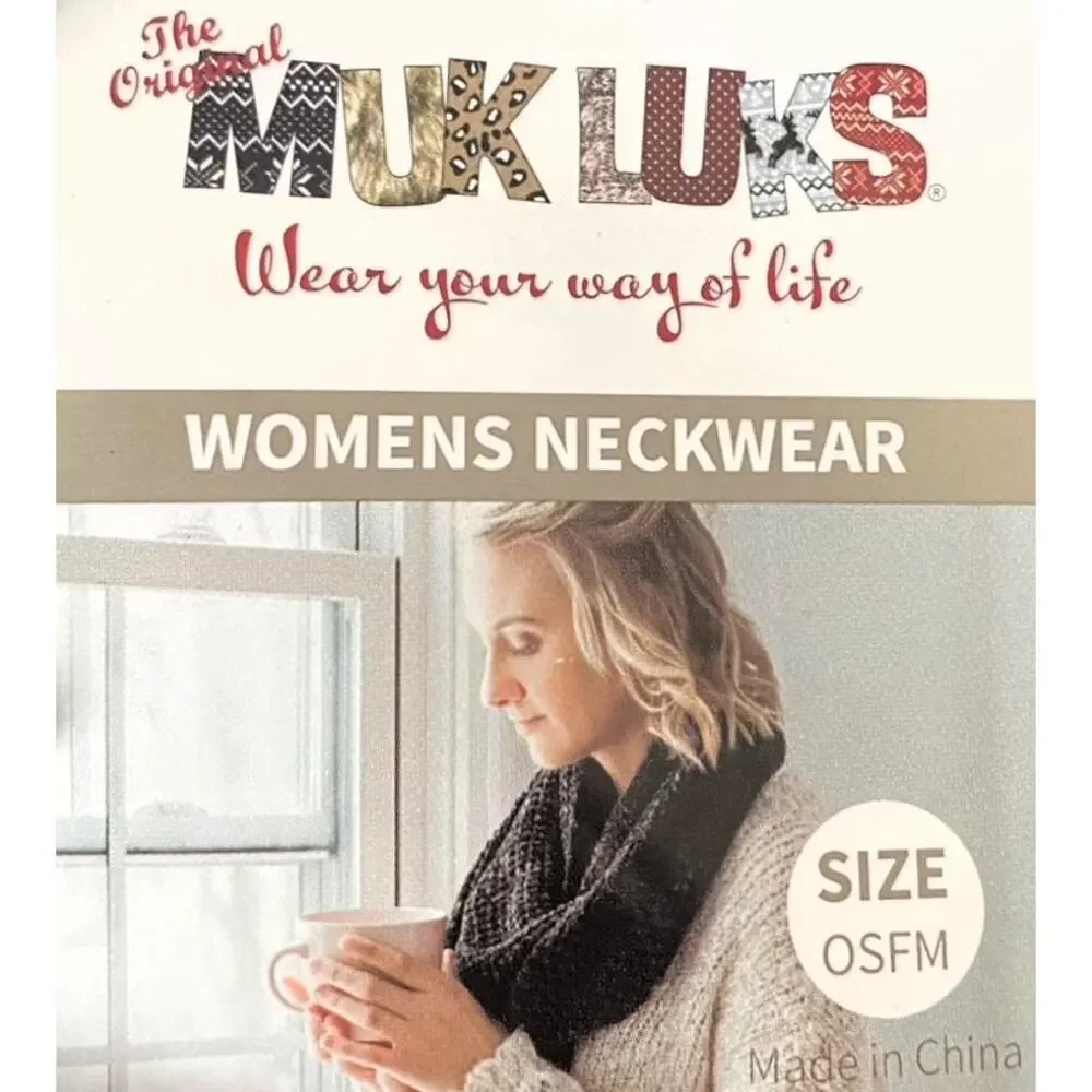 NWT ~ MUK LUKS Black Chenille Winter Infinity Scarf ~ Women's Neckwear OSFM